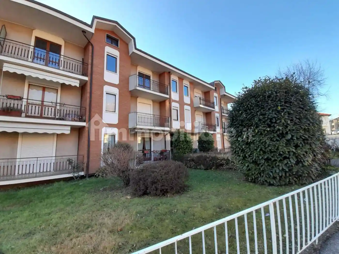 Appartamento in vendita a Borgosesia