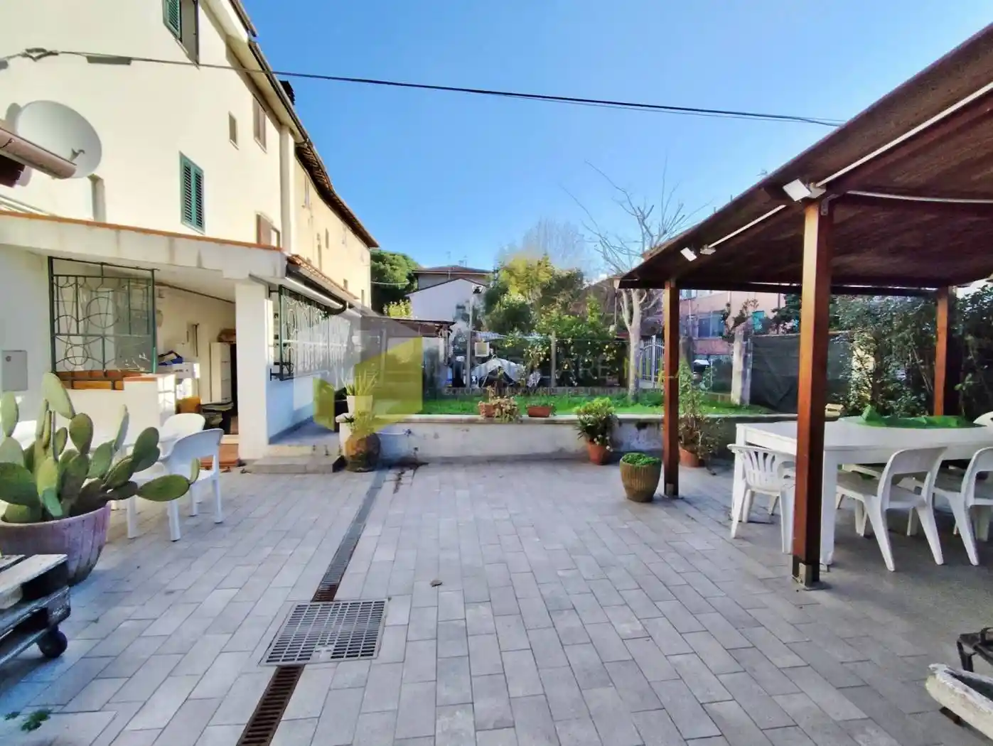 Casa indipendente in vendita a Pisa