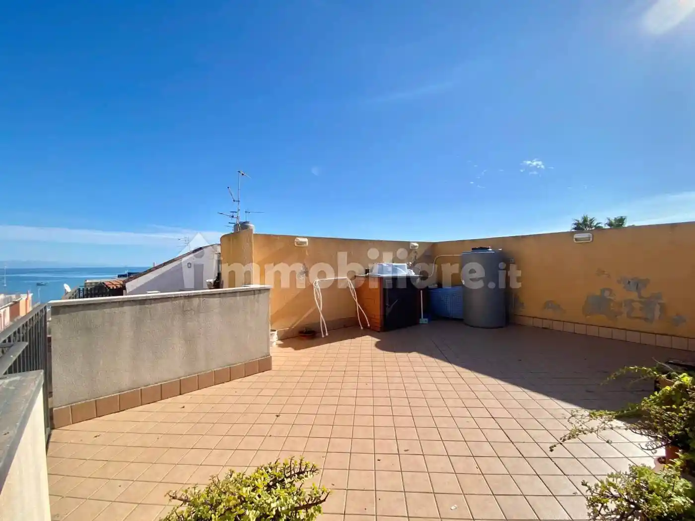 Appartamento in vendita a Giardini-Naxos