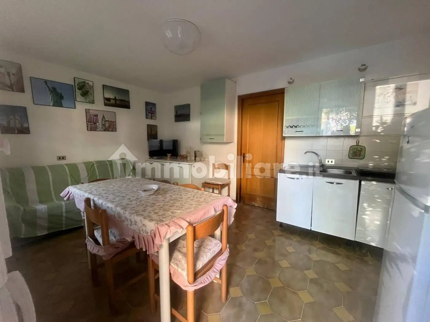 Appartamento in affitto a Davoli