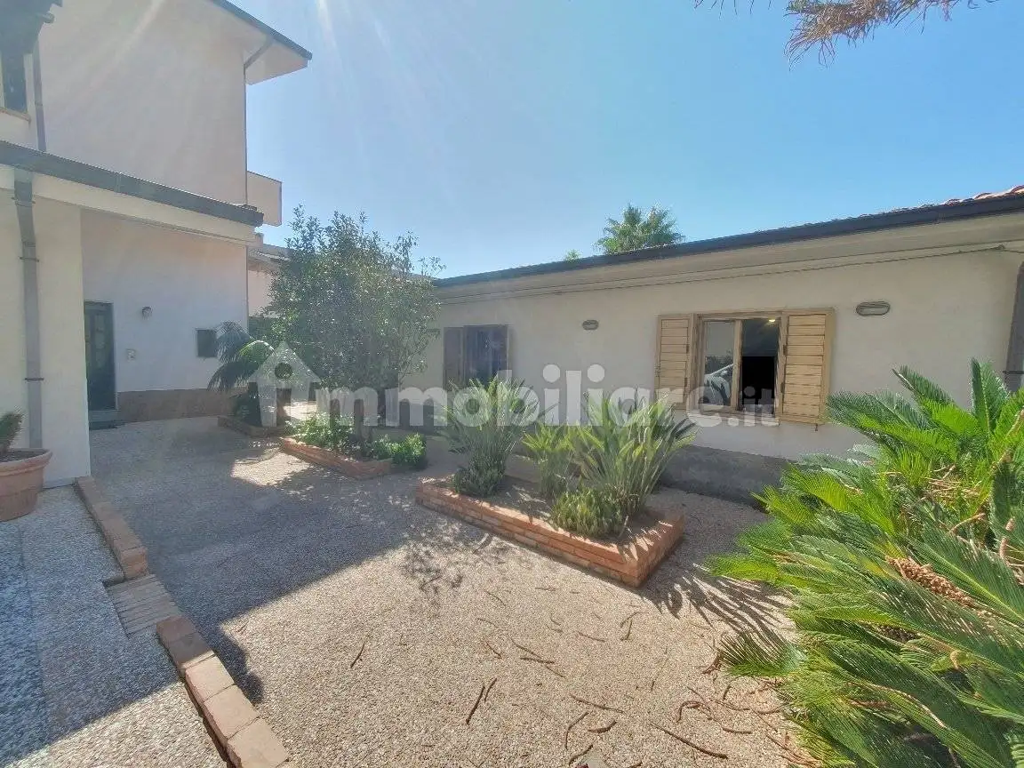 Appartamento in vendita a Montebello Ionico