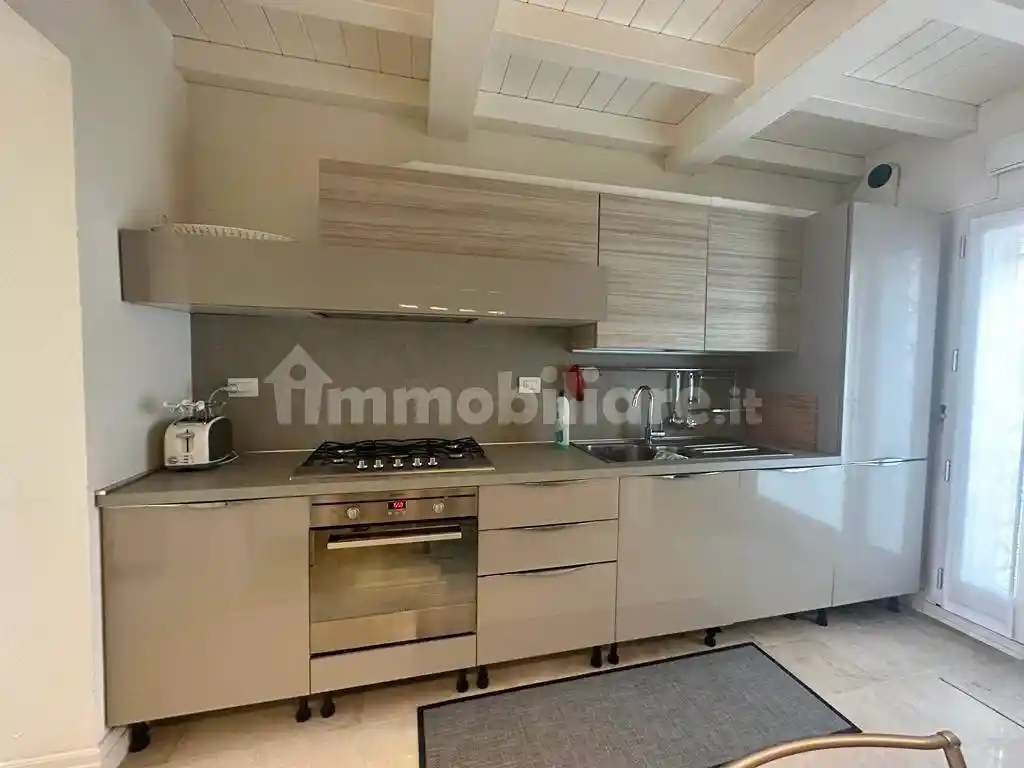 Villetta a schiera in affitto a Forte dei Marmi