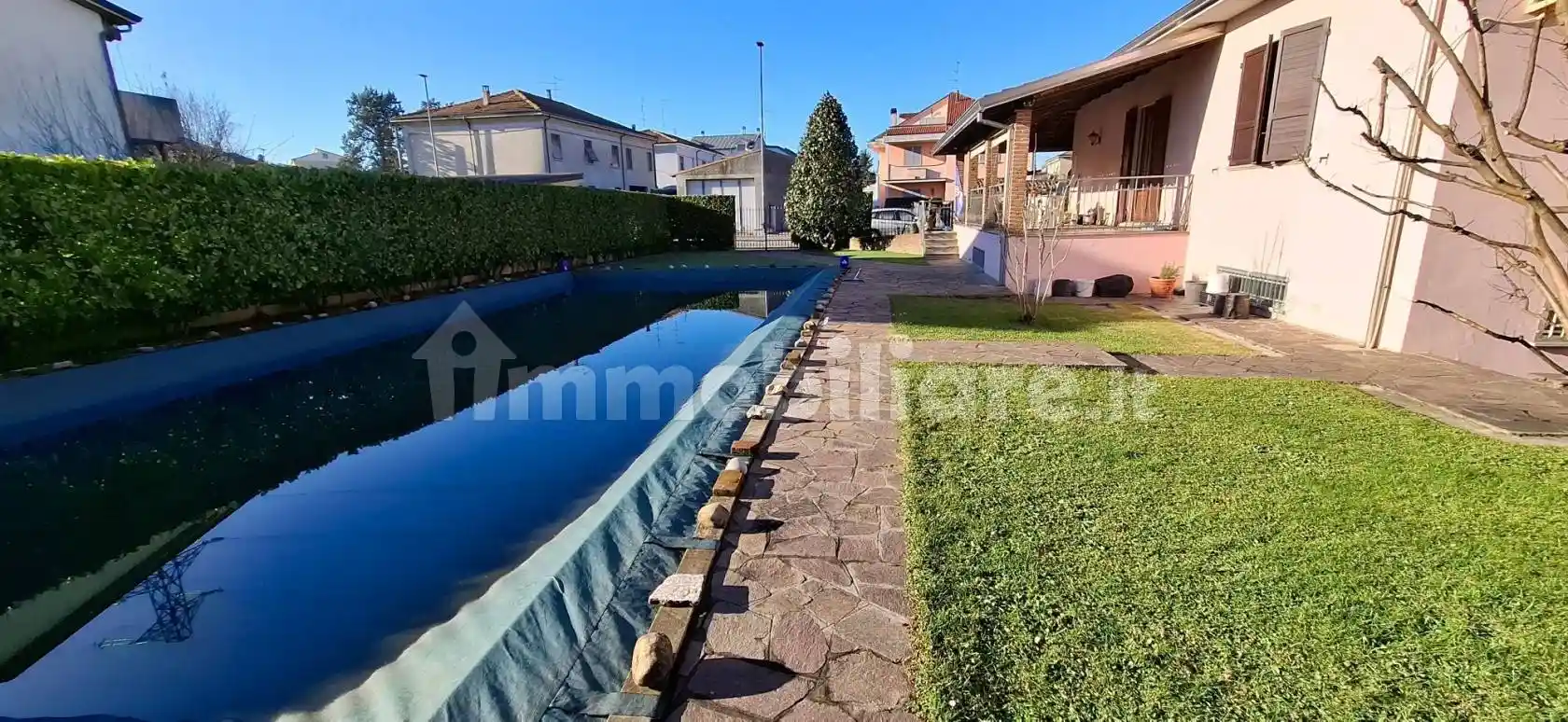 Villa unifamiliare, buono stato, 282 m², Borgotrebbia, Piacenza - foto 4