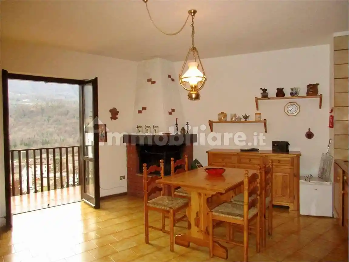 Appartamento in vendita a Sant'Omobono Terme