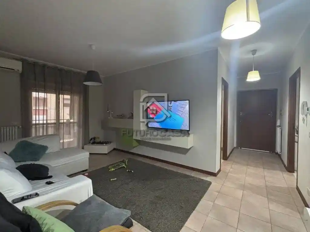 Quadrilocale via del Giglio, Apice - foto 4