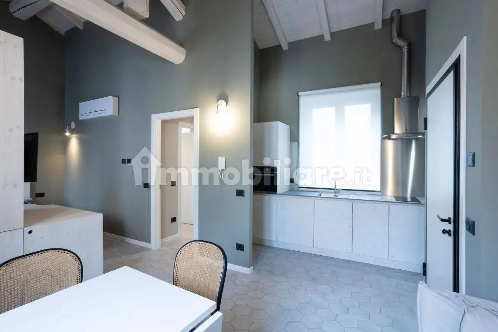 Appartamento in affitto a Lecco