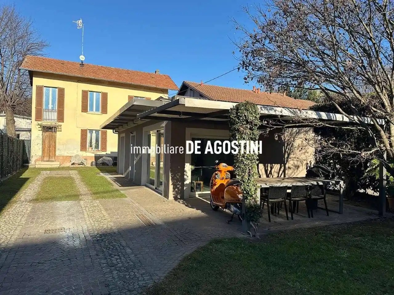 Casa indipendente in vendita a Taino