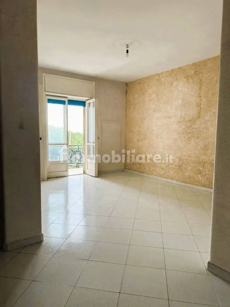 Appartamento in vendita a Salerno
