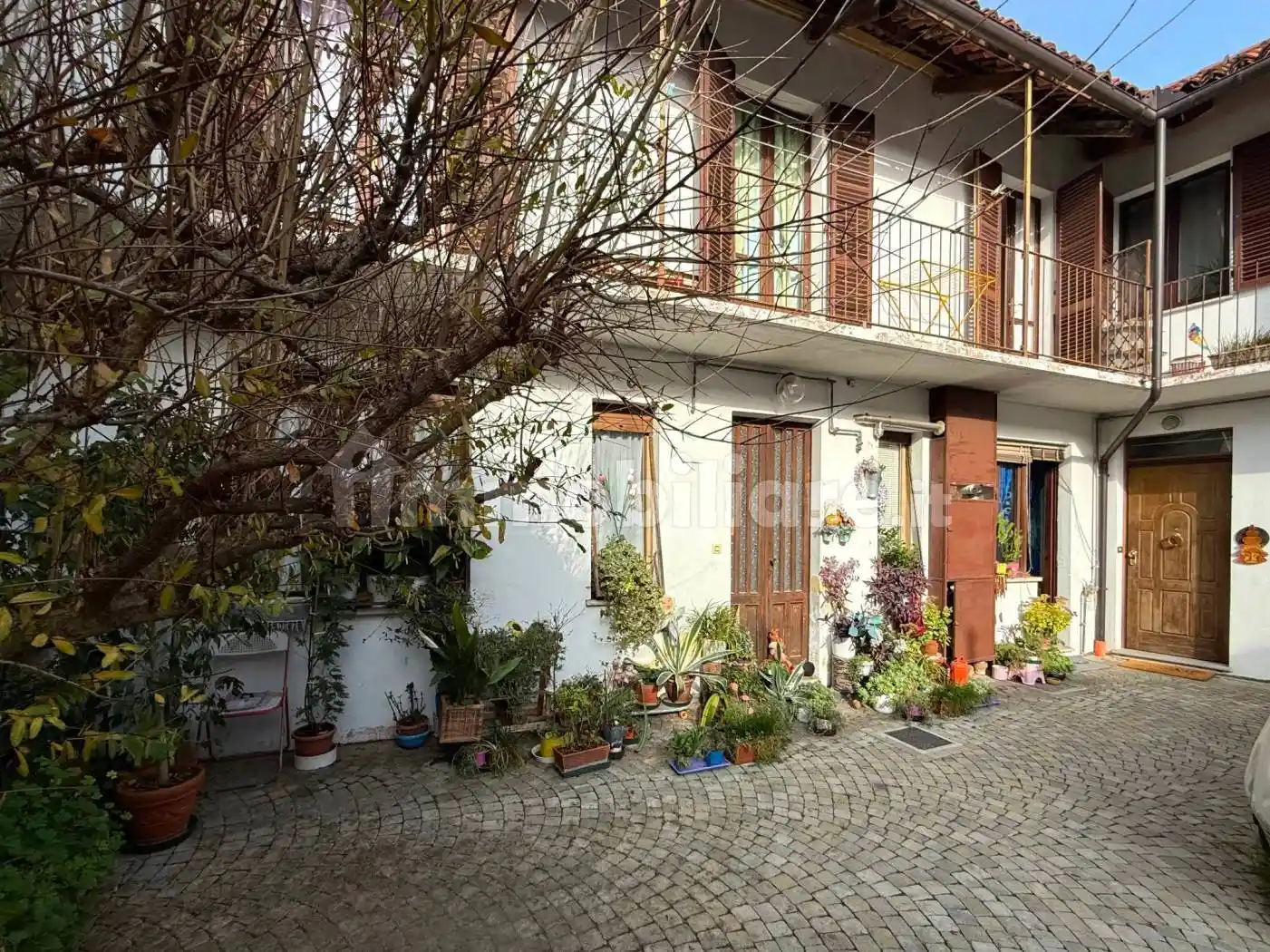 Casa indipendente in vendita a Bra