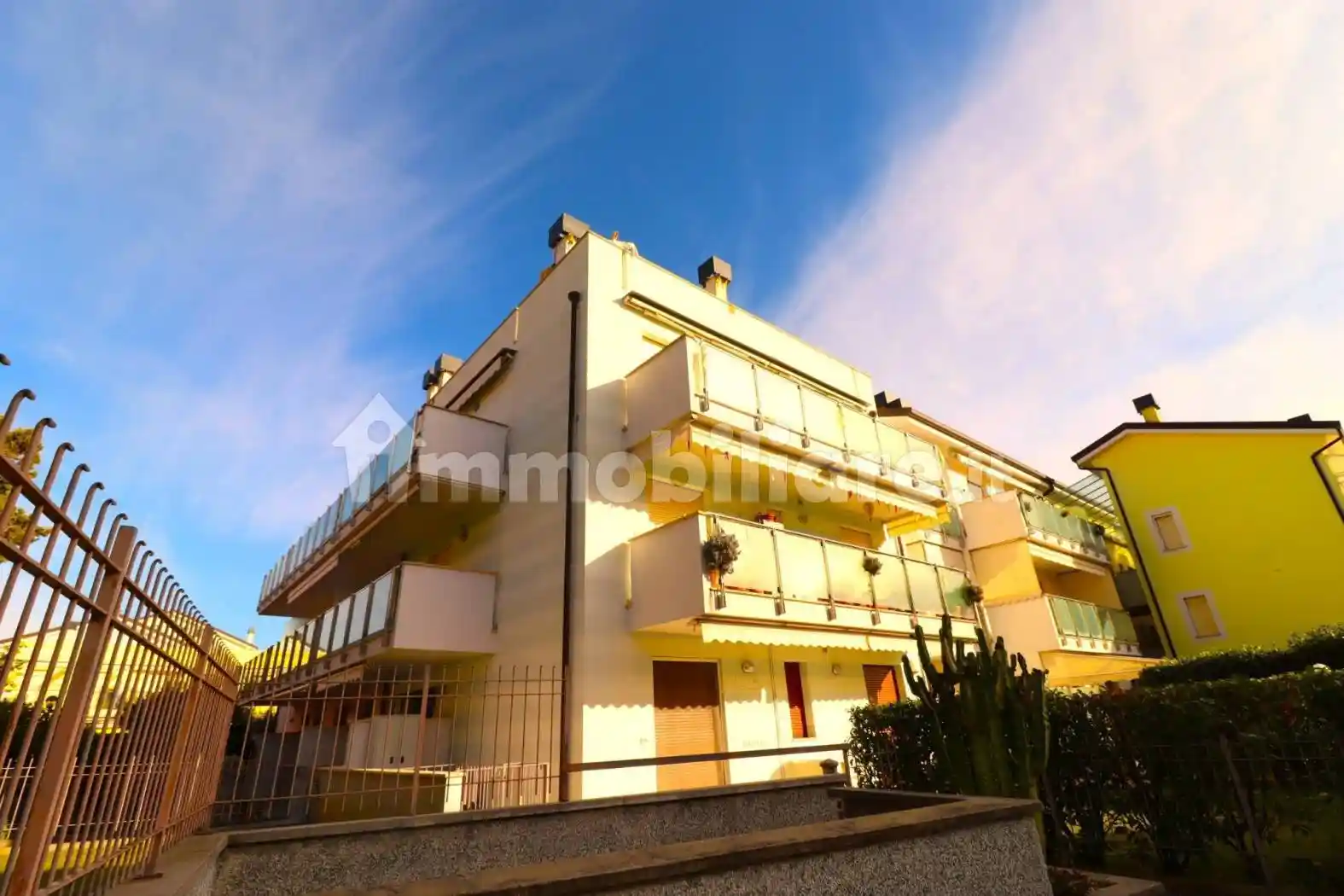 Appartamento in vendita a Borghetto Santo Spirito