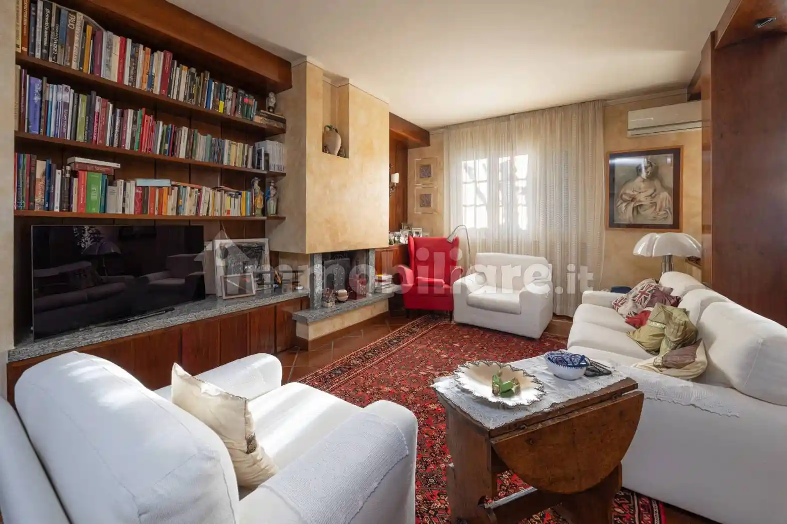 Villa in vendita a Arezzo