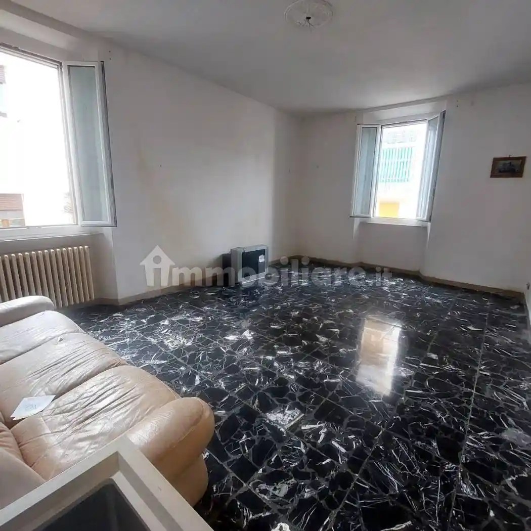 Appartamento in vendita a Livorno