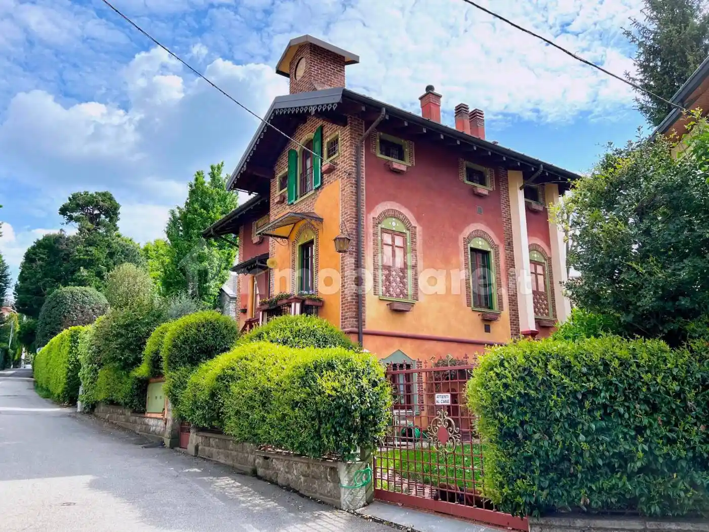 Villa in vendita a Varese