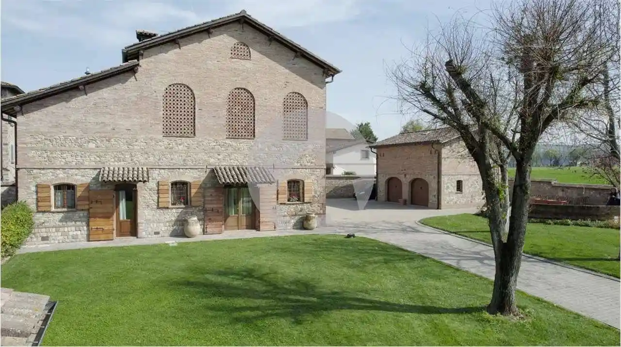 Villa in vendita a Albinea