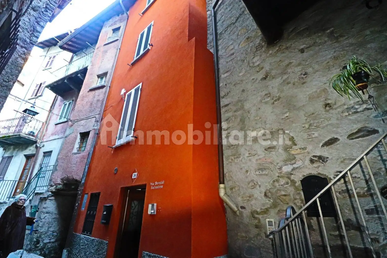 Casa indipendente in vendita a Colonno