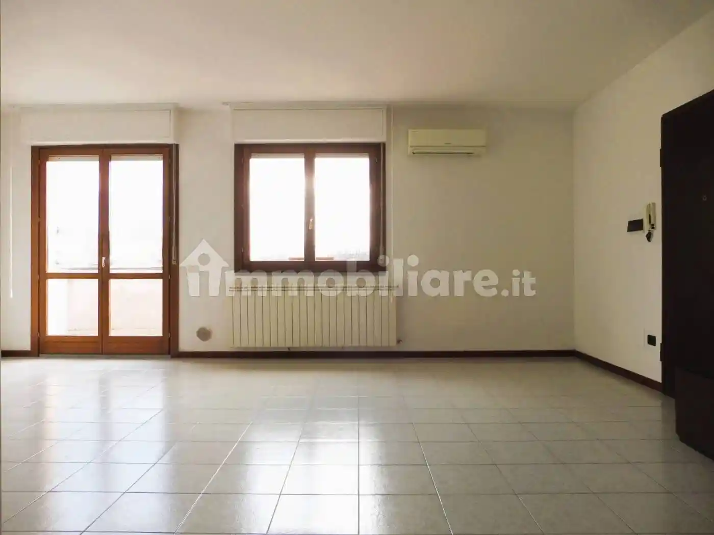 Appartamento in vendita a Capraia e Limite