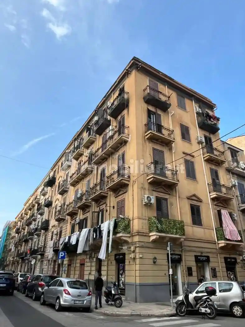Appartamento in vendita a Palermo