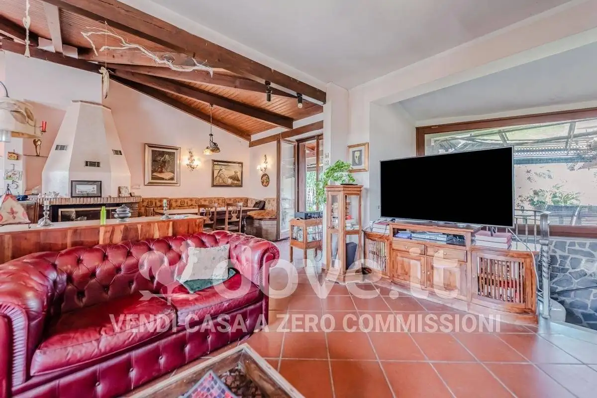 Villa in vendita a Giugliano in Campania