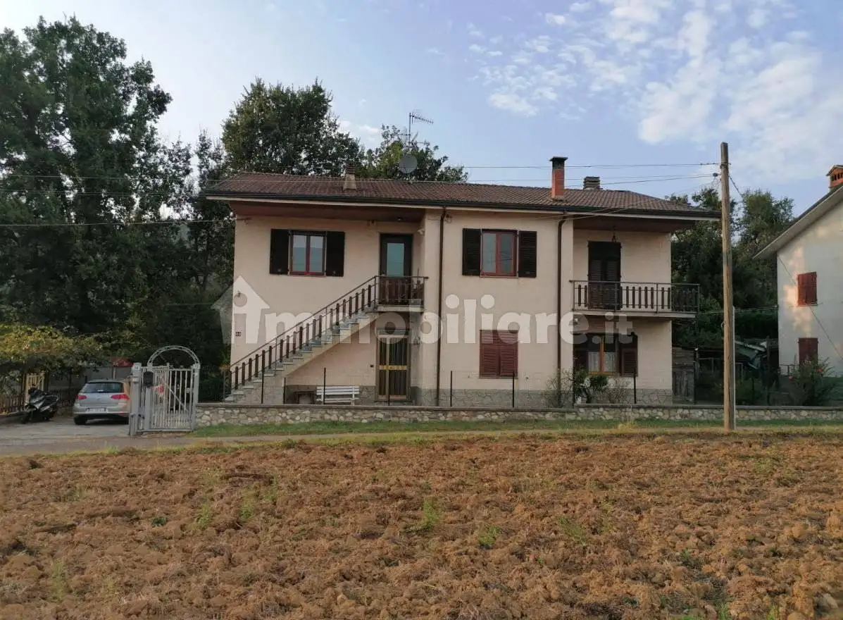 Villa unifamiliare via Santuario Ca' del Bello, Centro, Borghetto di Borbera - foto 2
