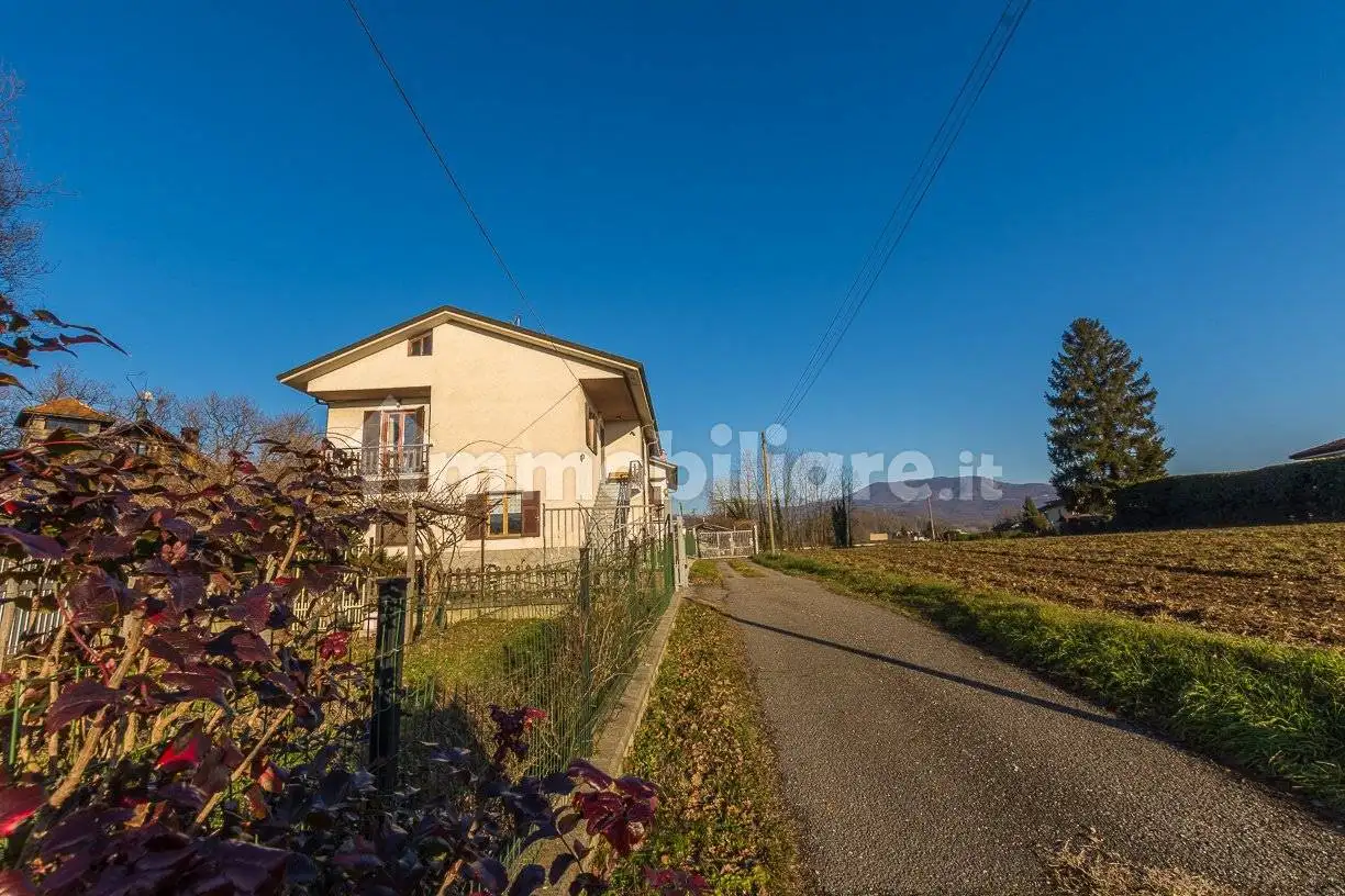Villa unifamiliare via Santuario Ca' del Bello, Centro, Borghetto di Borbera - foto 4