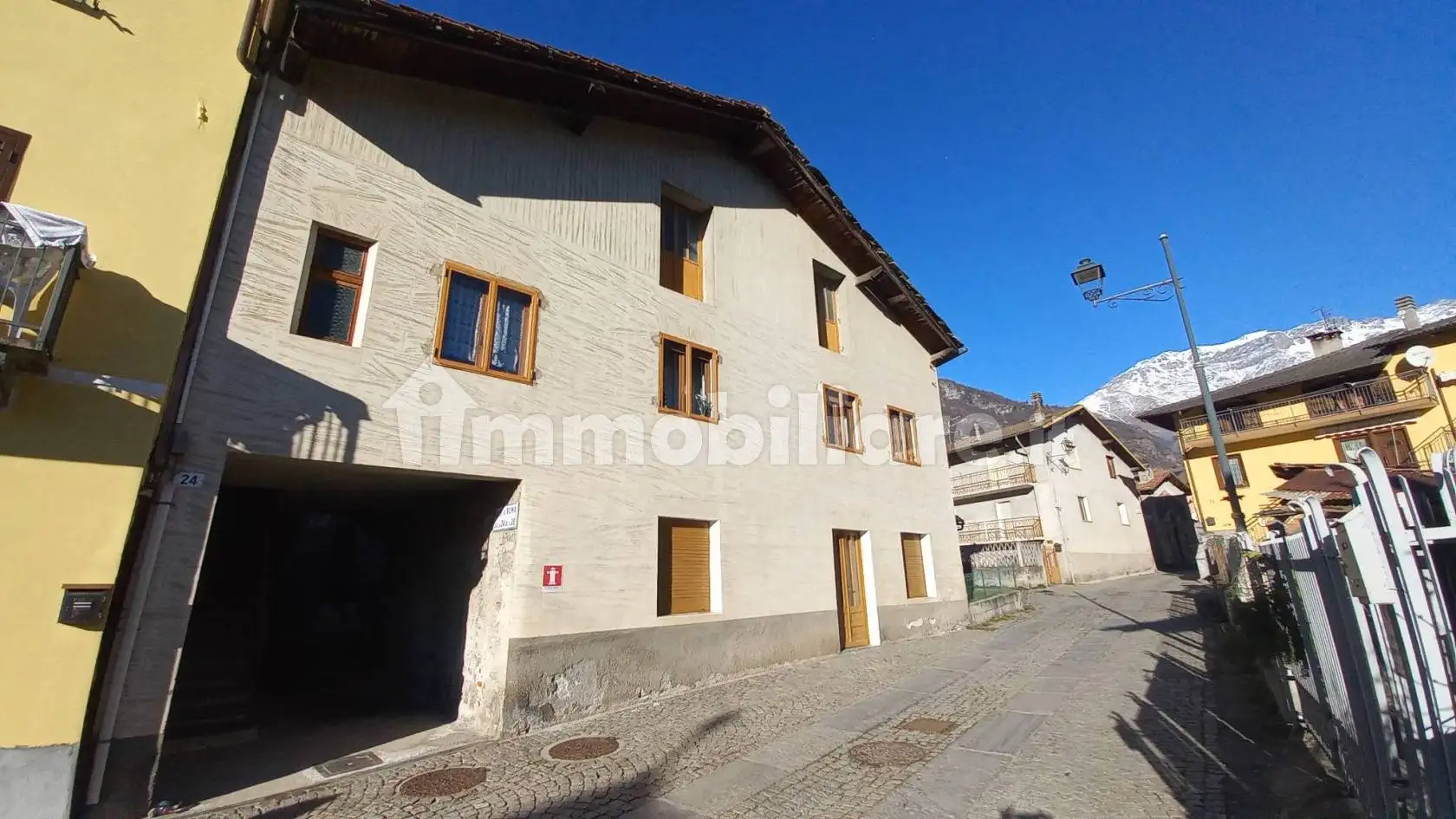 Casa indipendente in vendita a Venaus