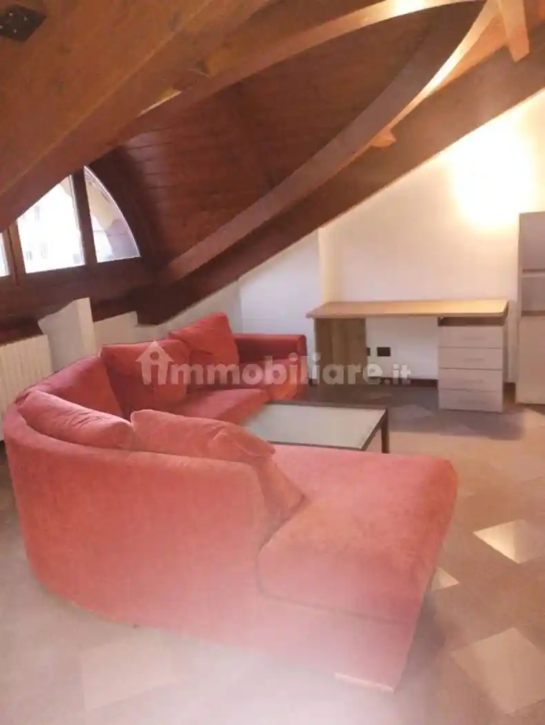 Attico - Mansarda in affitto a Varese
