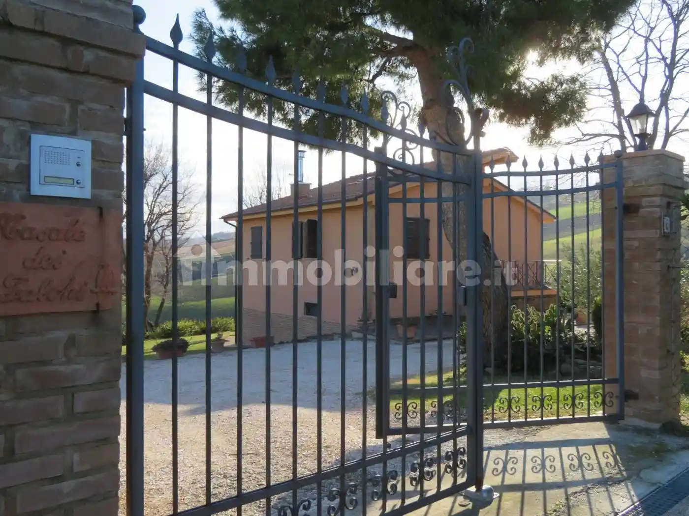 Rustico - Casale in vendita a Tolentino