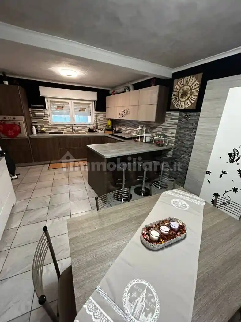 Villa in vendita a Pegognaga