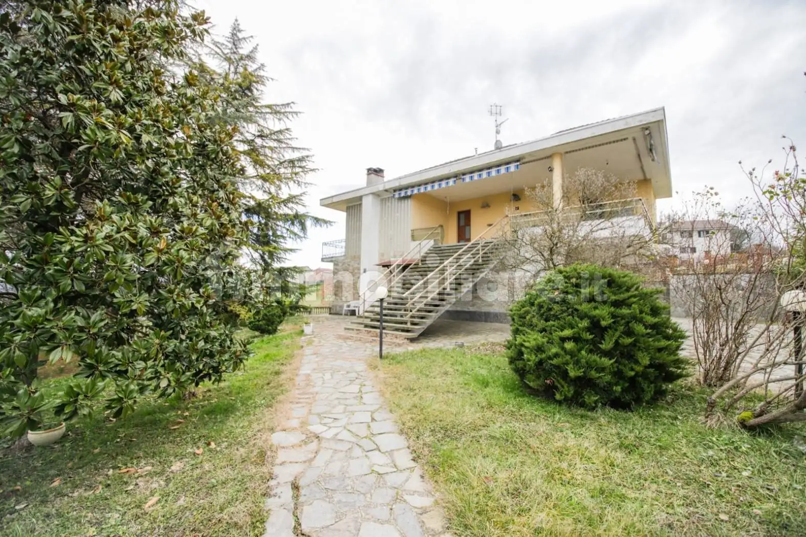 Villa in vendita a Brozolo