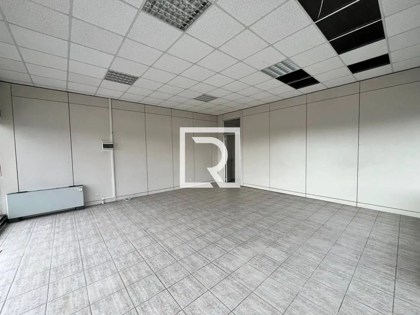 Palazzo - Edificio in affitto a Cesena