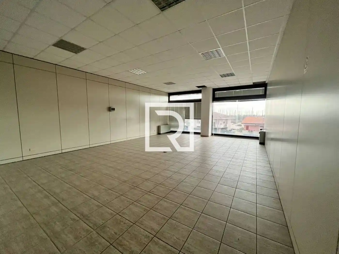 Palazzo - Edificio in Affitto - foto 4