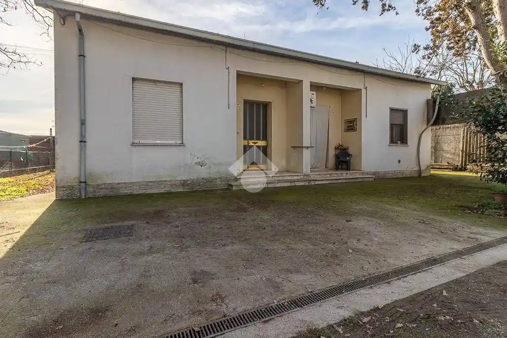 Villa in vendita a Ravenna