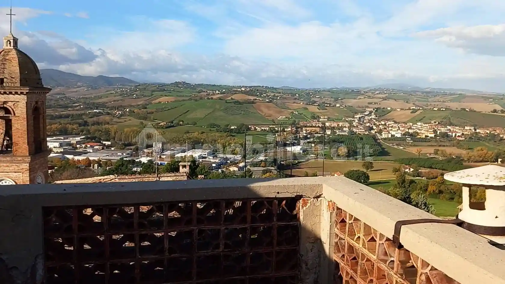 Appartamento in vendita a Serra de' Conti