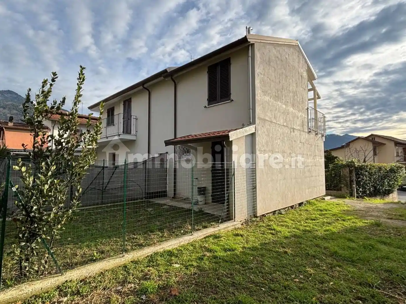 Villa in vendita a Massa