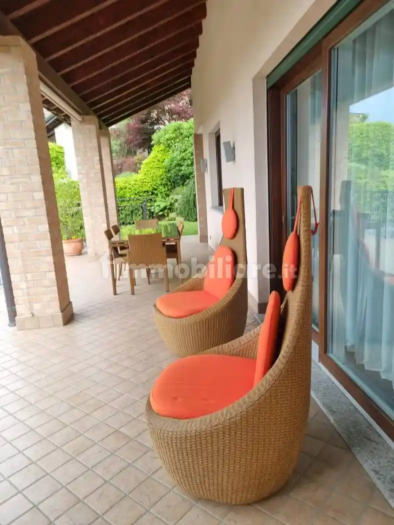 Villa bifamiliare via Generale Antonio Cantore 2, Cartabbia, Varese - foto 4