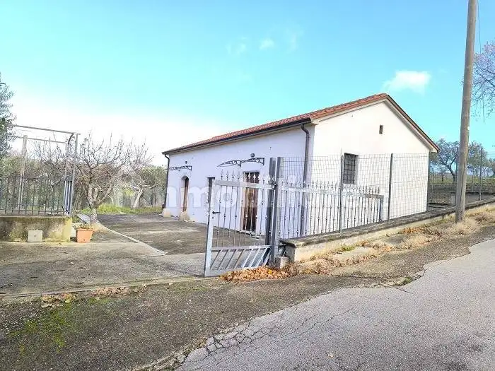 Villa in vendita a Gesualdo