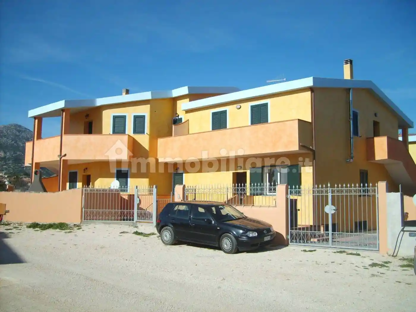 Appartamento in vendita a Orosei