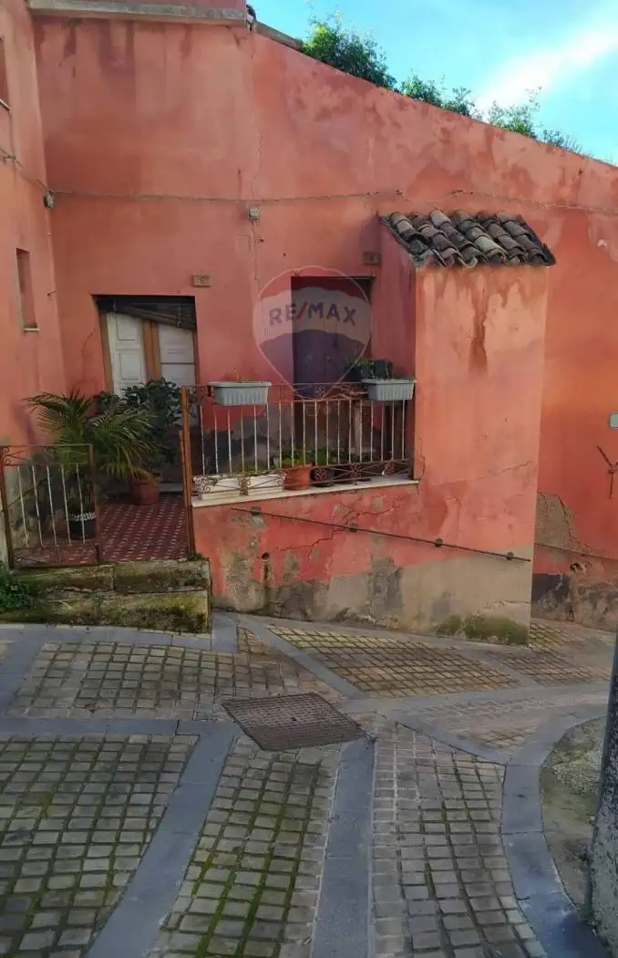 Casa indipendente in vendita a Agira