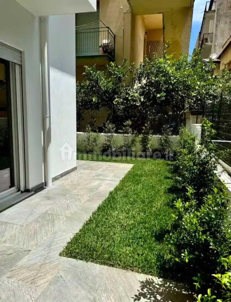 Trilocale via Vittorio Veneto, Soverato Marina, Soverato - foto 2