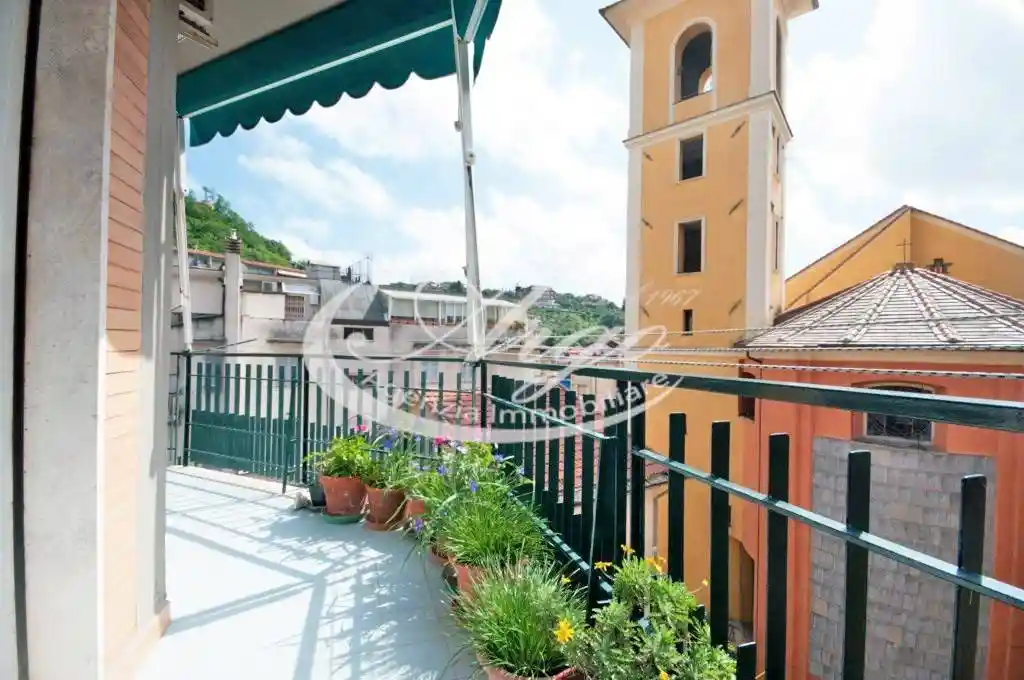 Appartamento in vendita a Lerici