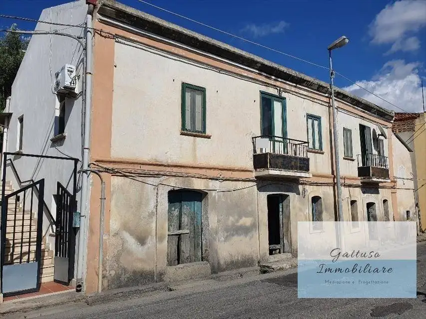 Casa indipendente in vendita a Reggio Calabria