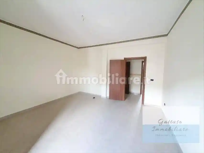 Appartamento buono stato, quinto piano, Ravagnese, Reggio Calabria - foto 4