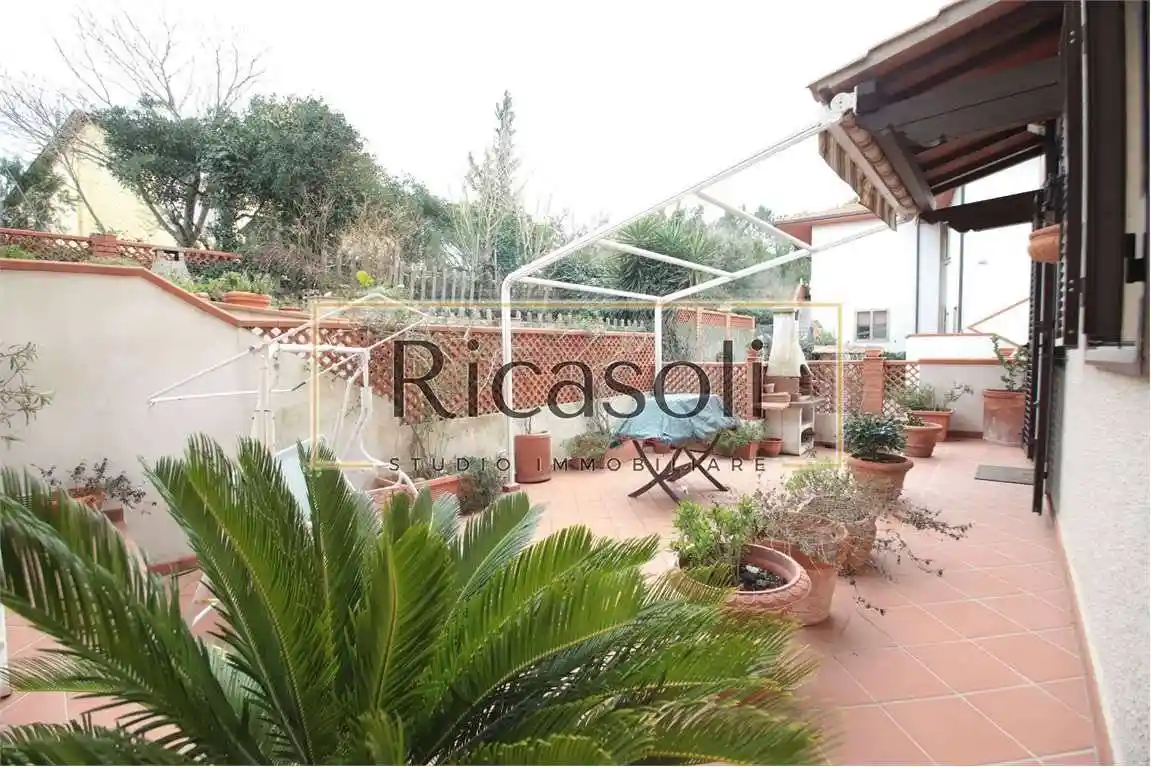 Villetta a schiera in vendita a Rosignano Marittimo