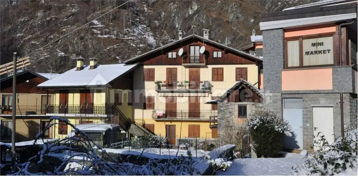 Appartamento in vendita a Antrona Schieranco