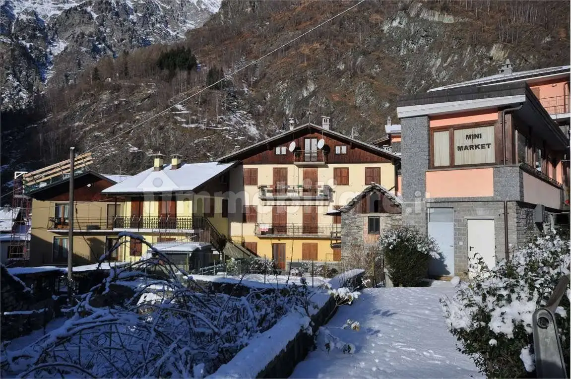 Appartamento via S Anna, 29, Antronapiana, Antrona Schieranco - foto 2