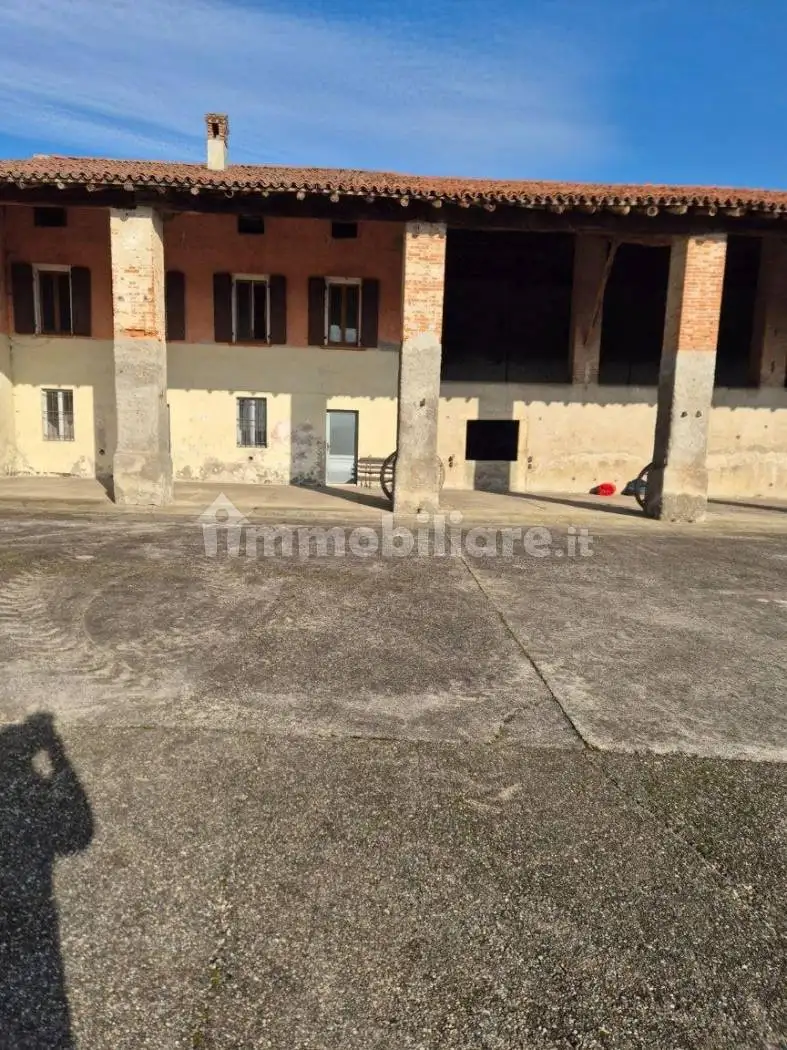 Casale, da ristrutturare, 2340 m², Alfianello - foto 4
