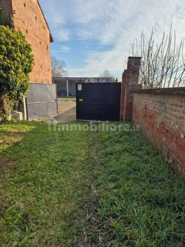 Casale, da ristrutturare, 2340 m², Alfianello - foto 5