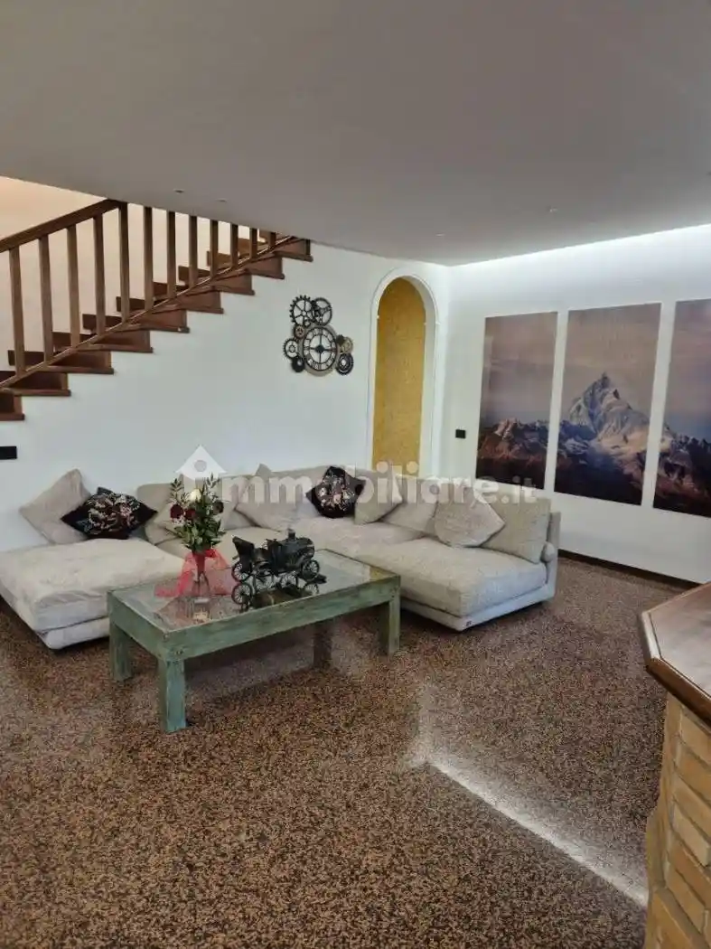 Villa a schiera 4 locali, buono stato, Corte de' Cortesi con Cignone - foto 4