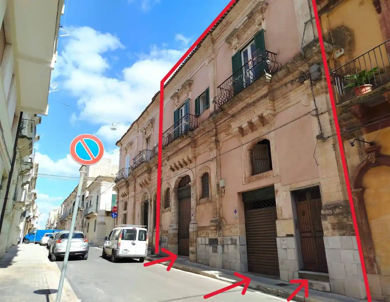 Palazzo - Edificio in vendita a Ragusa