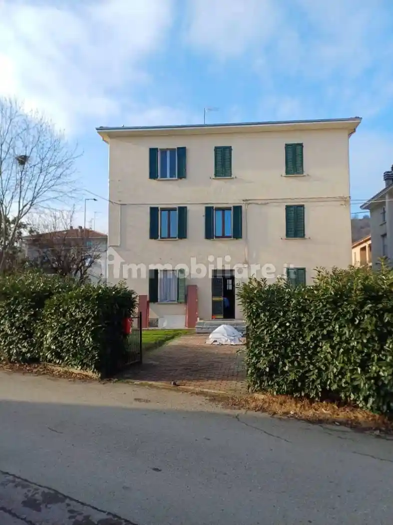 Appartamento in vendita a Medesano